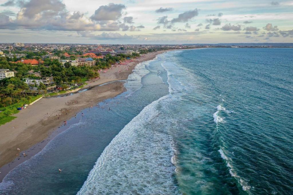 The Aroma'S Of Bali Hotel & Residence Легиан Екстериор снимка